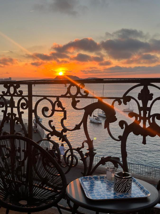 Appartement Sur La Corniche Kennedy Face A La Mer Marseilles Exterior foto