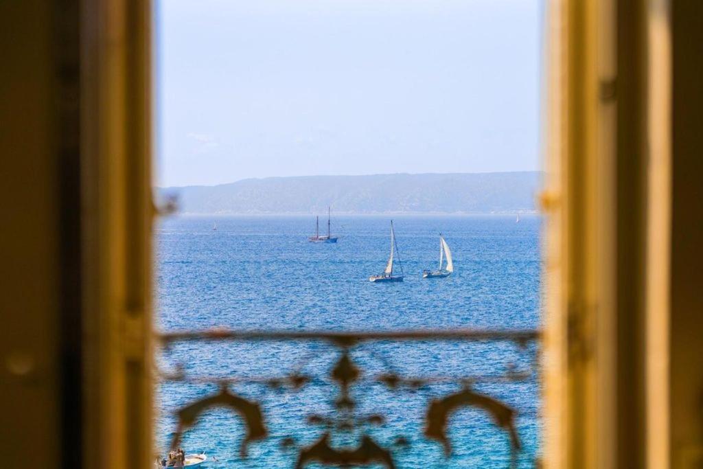 Appartement Sur La Corniche Kennedy Face A La Mer Marseilles Exterior foto